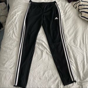 Adidas joggers - ⭐️FREE SHIPPING⭐️